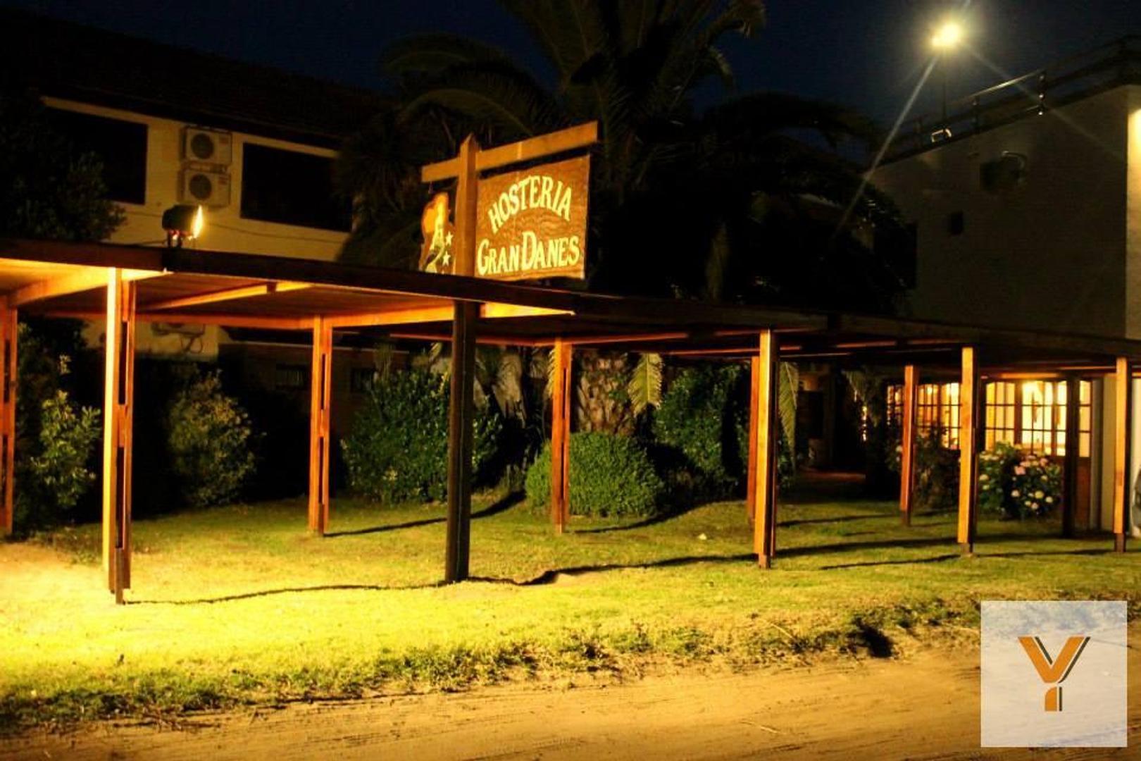 Paseo 126 e/ Avenida 1 y Avenida 2