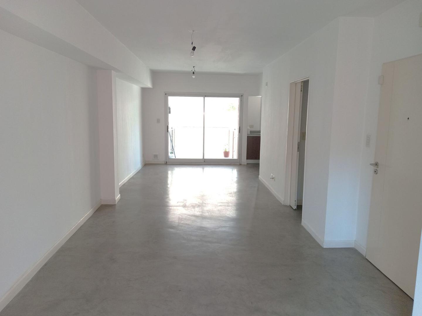 Departamento en Alquiler con 1 cochera