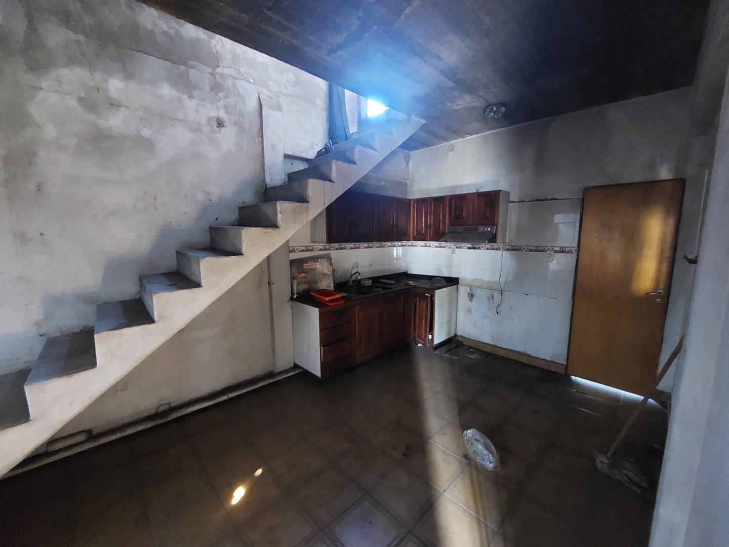 Casa 3 ambientes con 2 baños