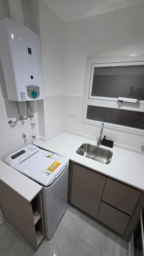 Venta departamento 2 amb a la calle Plaza Colon