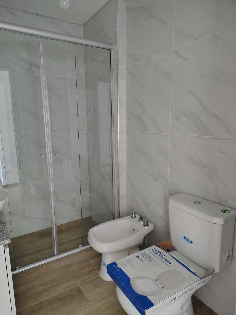 Departamento en Alquiler en Benavidez, $ 900.000