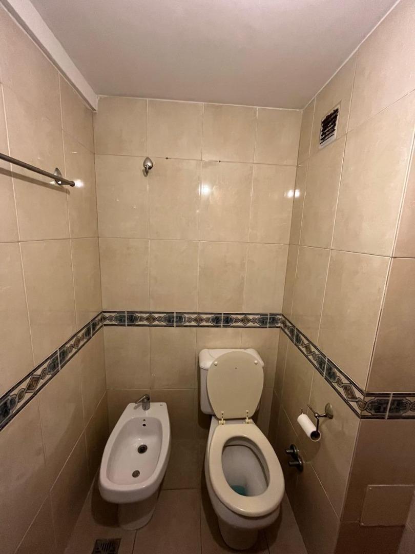 Alquiler un dormitorio con patio