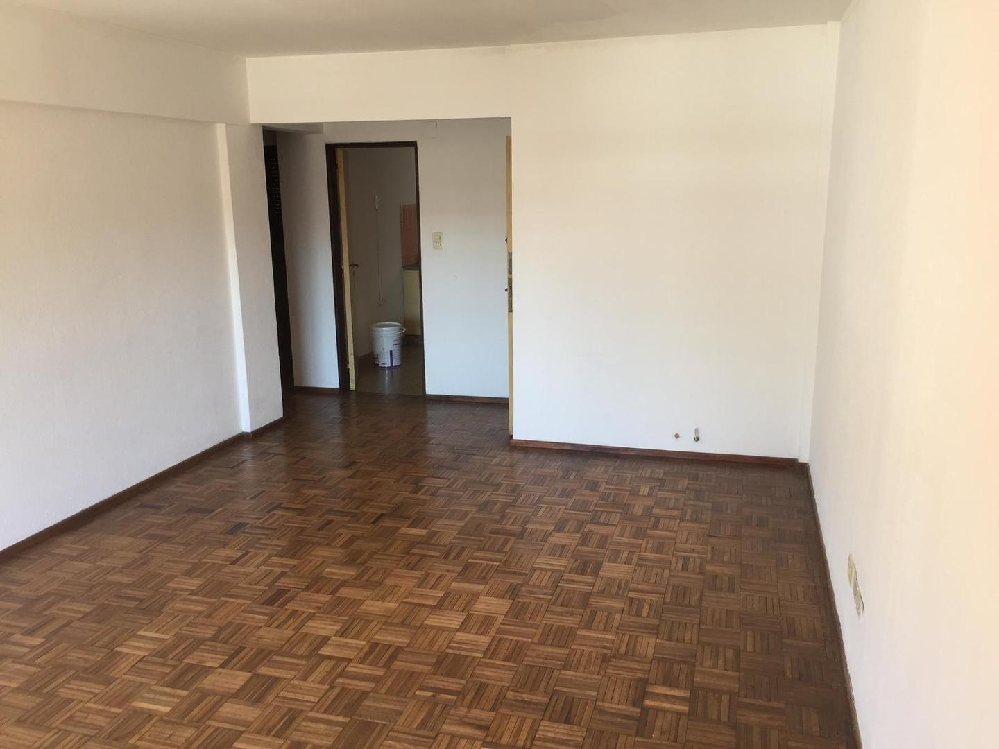 Alquiler departamento con cochera de 2 dormitorios - Rosario