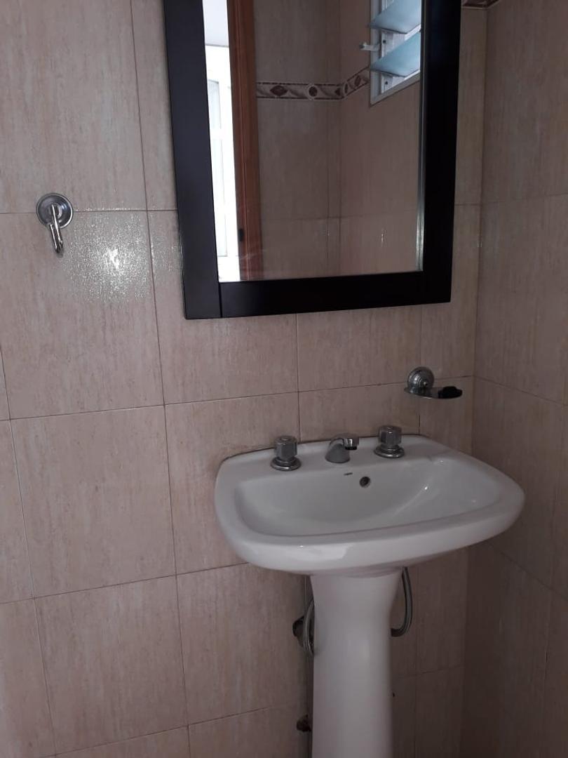 Casa en Venta en Villa Ballester, USD 115.000