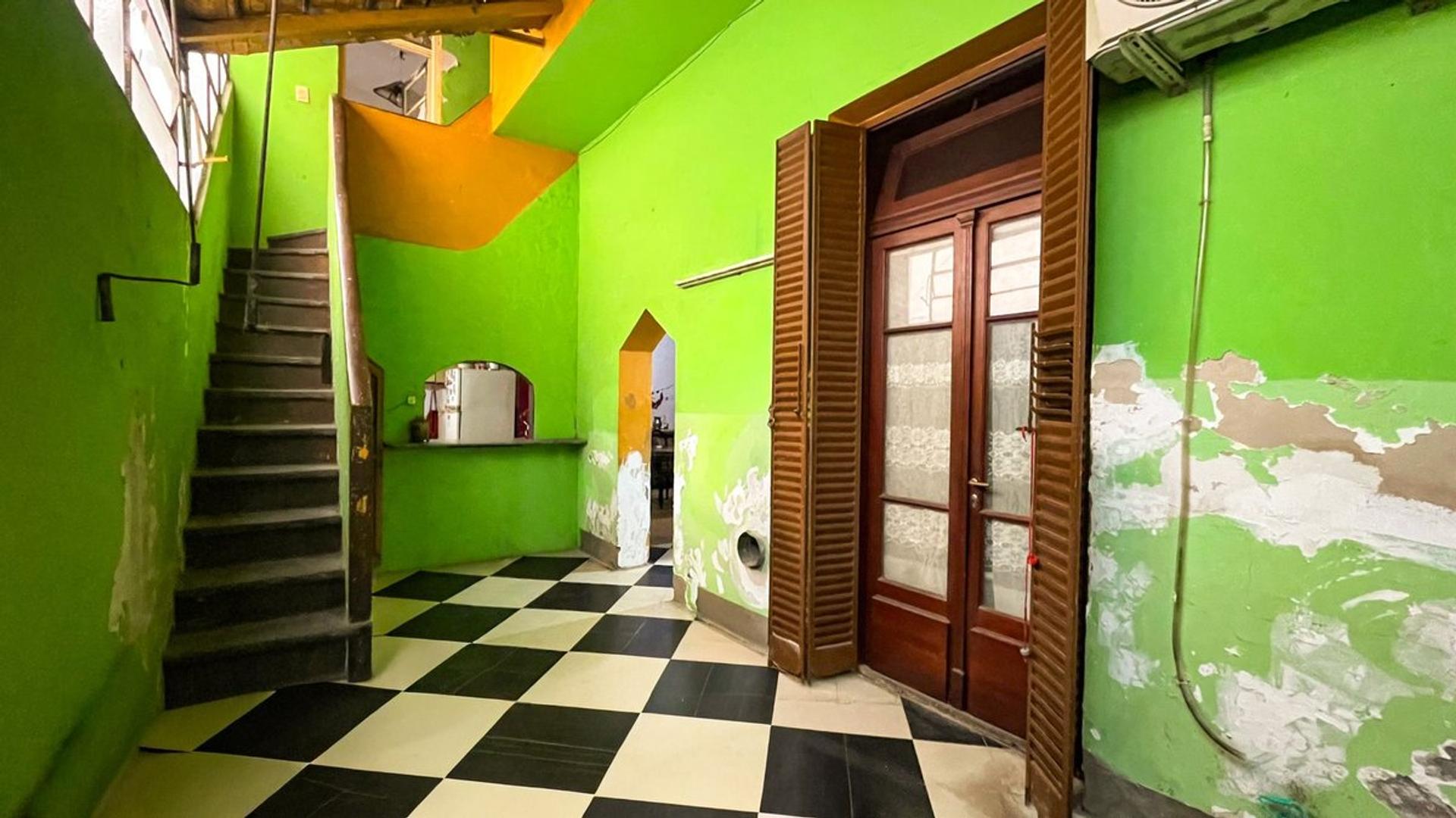 Depto Tipo Casa en Venta en Almagro, USD 162.000