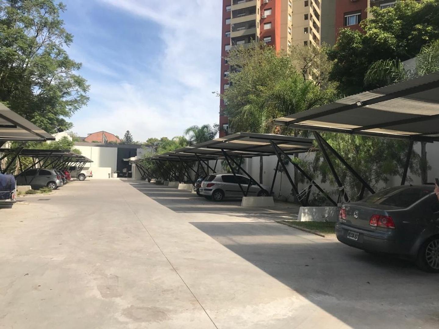 Cochera Semicubierta en Temperley.