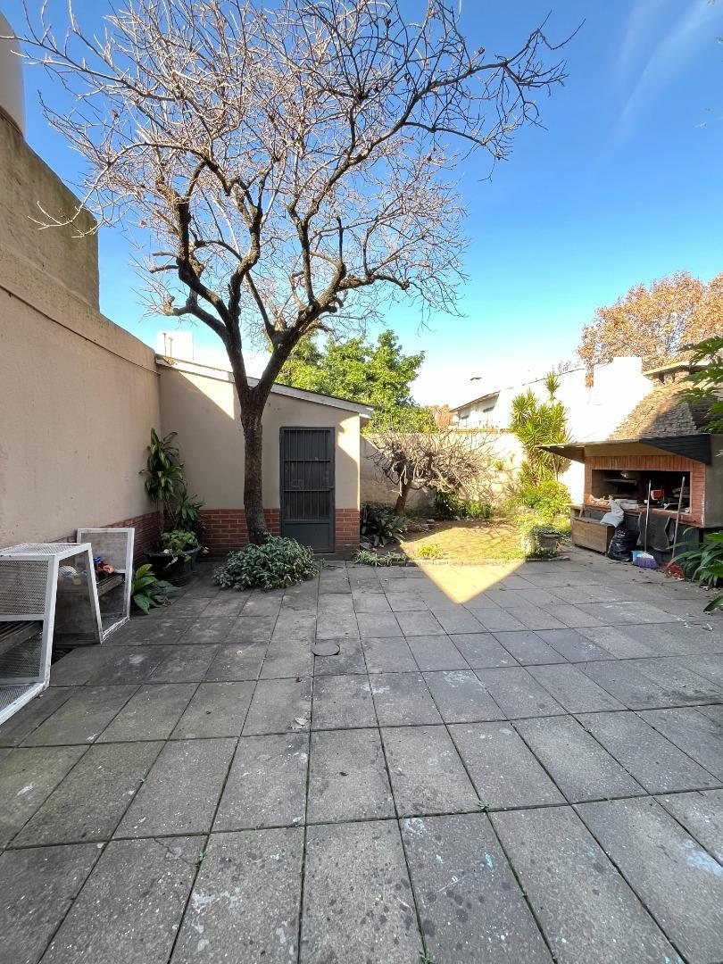 Depto. + local en venta con jardín y garage, San Fernando