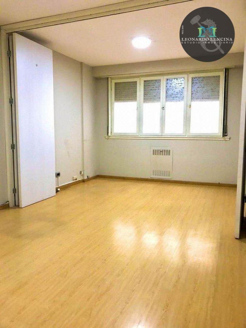 Oficina 3 ambientes con 2 baños