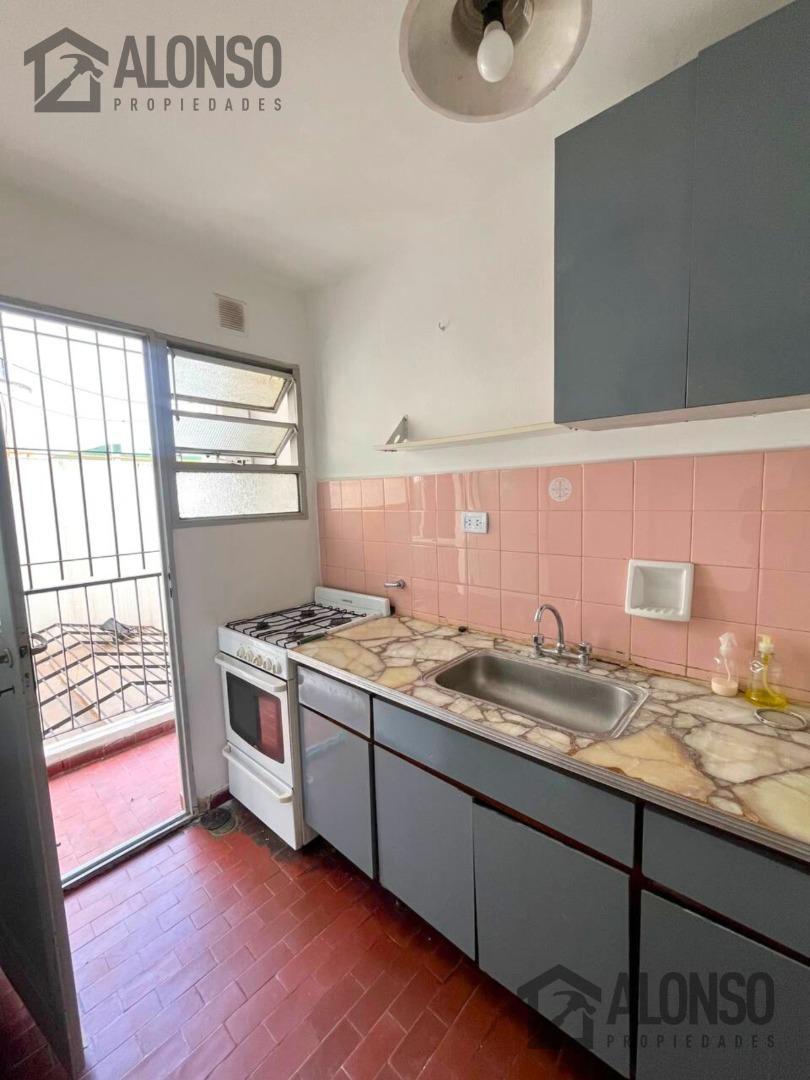 Departamento en Alquiler en Lanus Oeste, $ 420.000