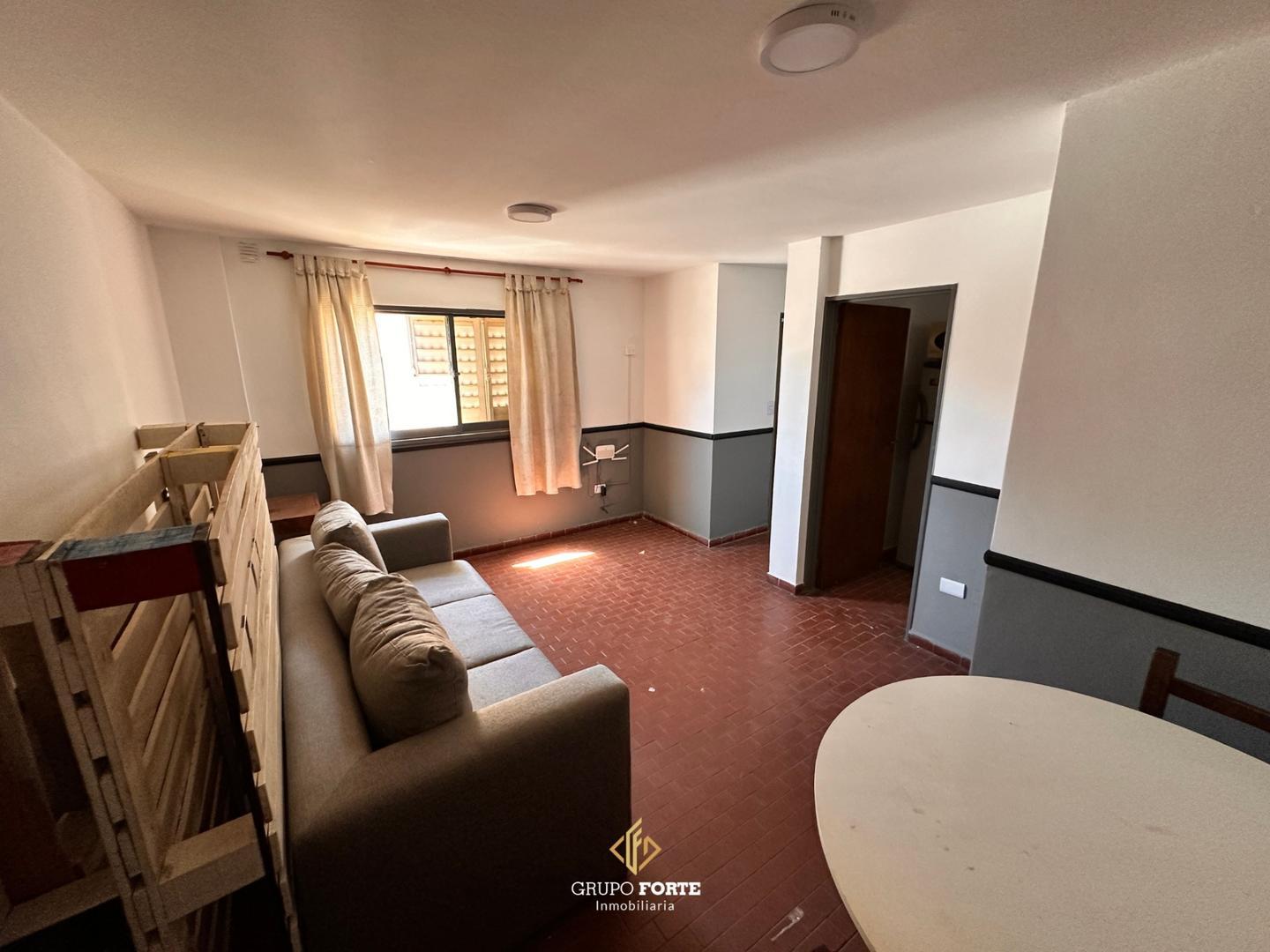 Departamento en Venta en Alberdi, USD 60.000