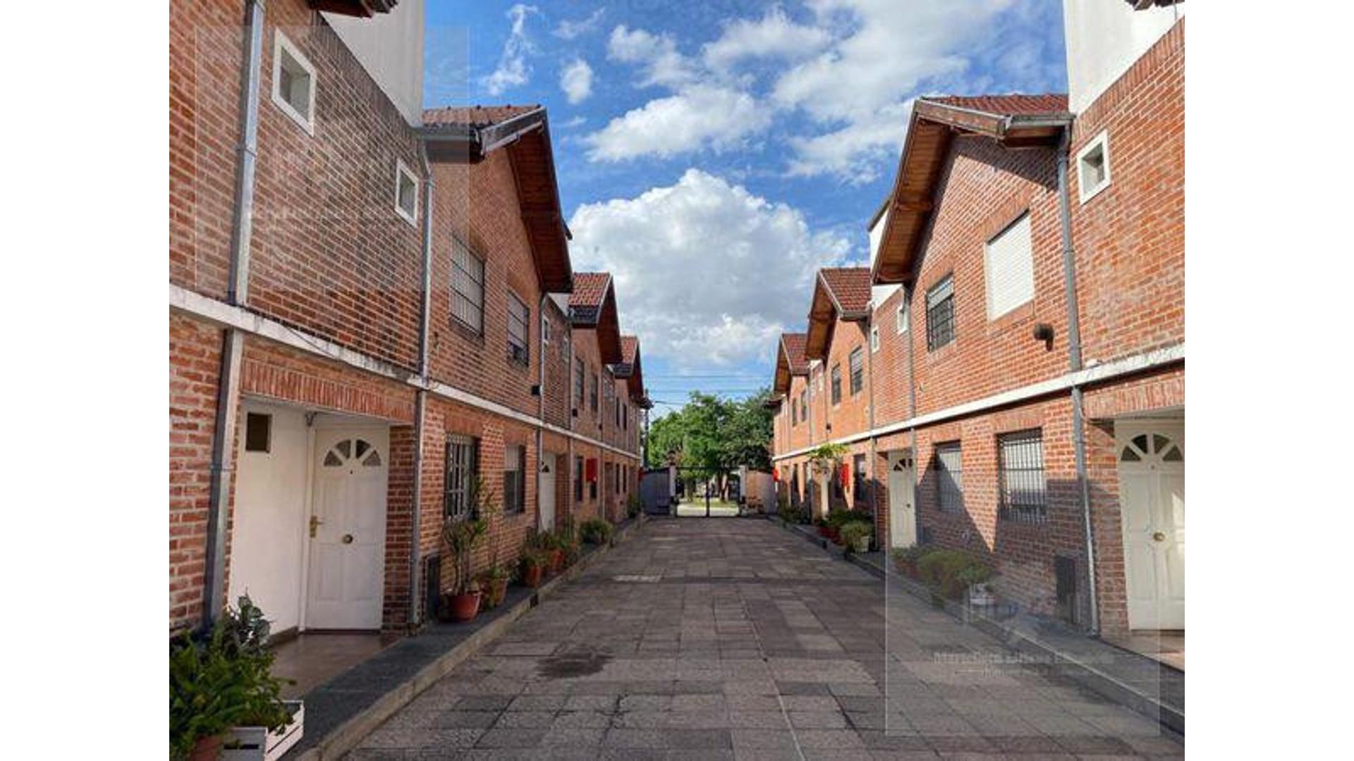 Casa en Venta en Moron, USD 100.000