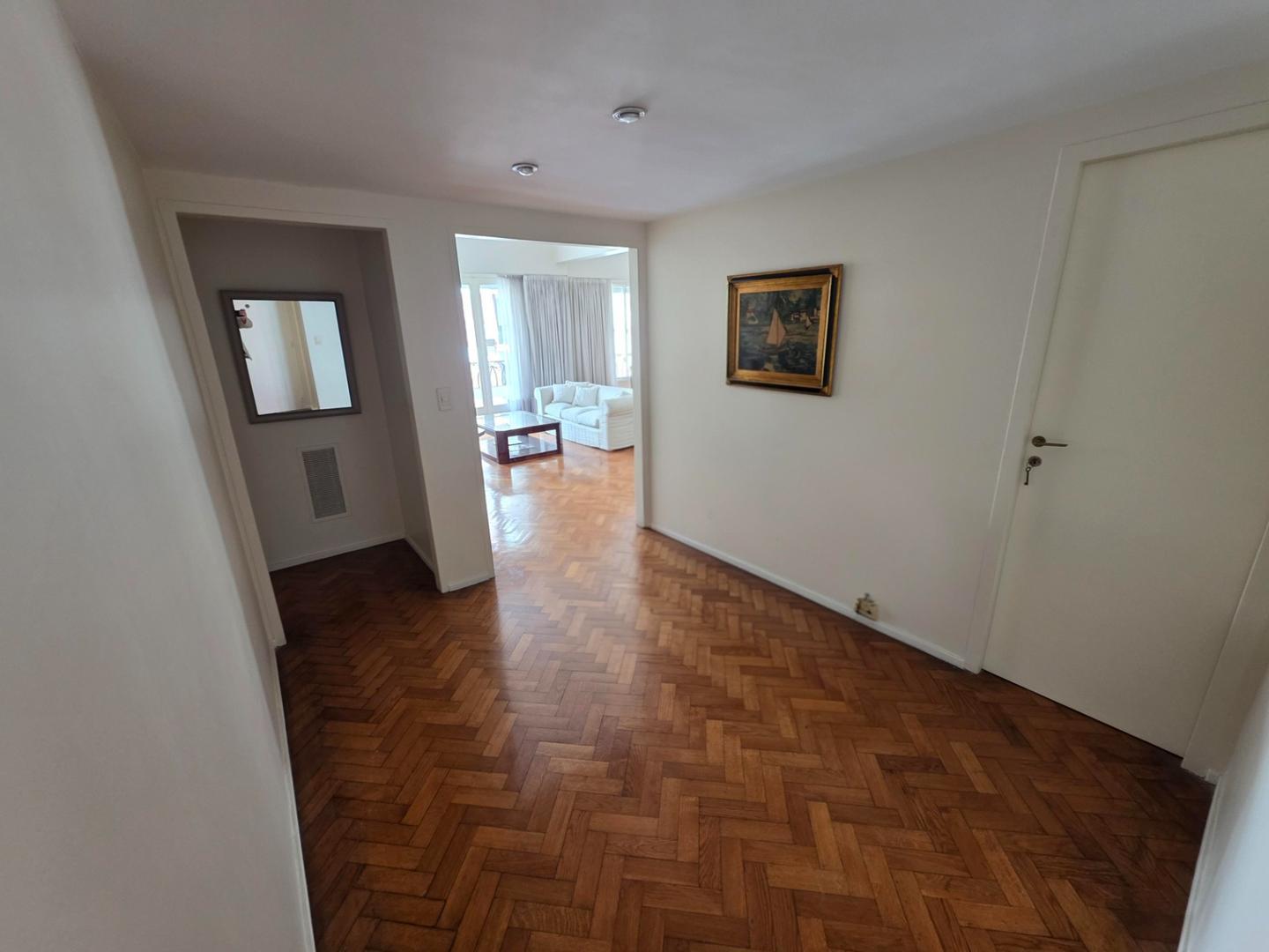 Departamento en Alquiler en Recoleta, USD 2.000