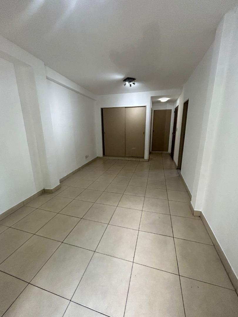 Jujuy Av. 1700, Piso 1