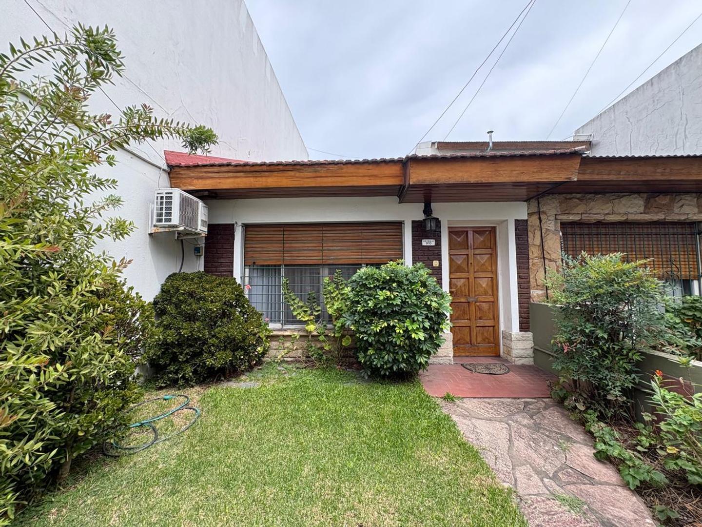 PH en venta en Castelar Norte