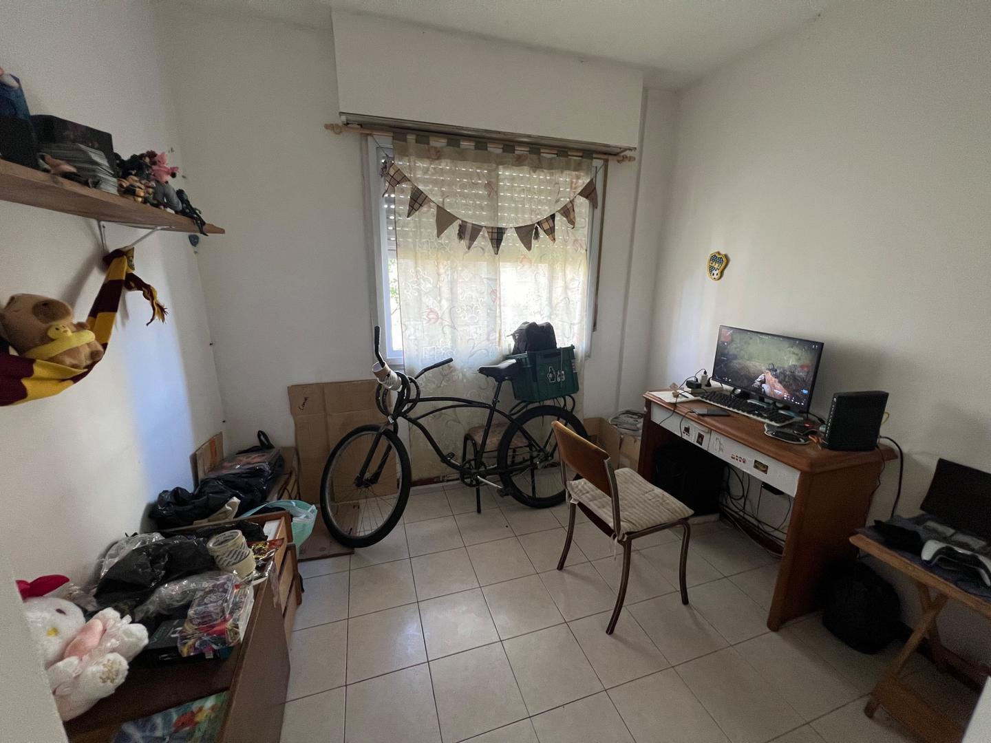 Venta Departamento de 4 ambientes en el Barrio Güemes
