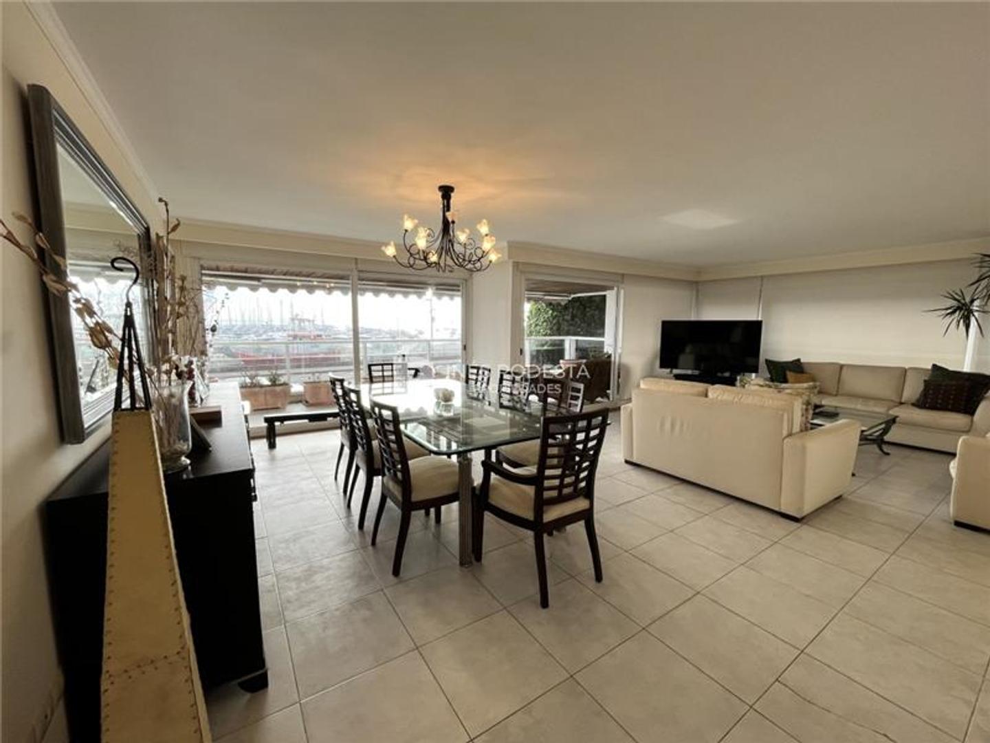 Departamento en Venta de 4 ambientes