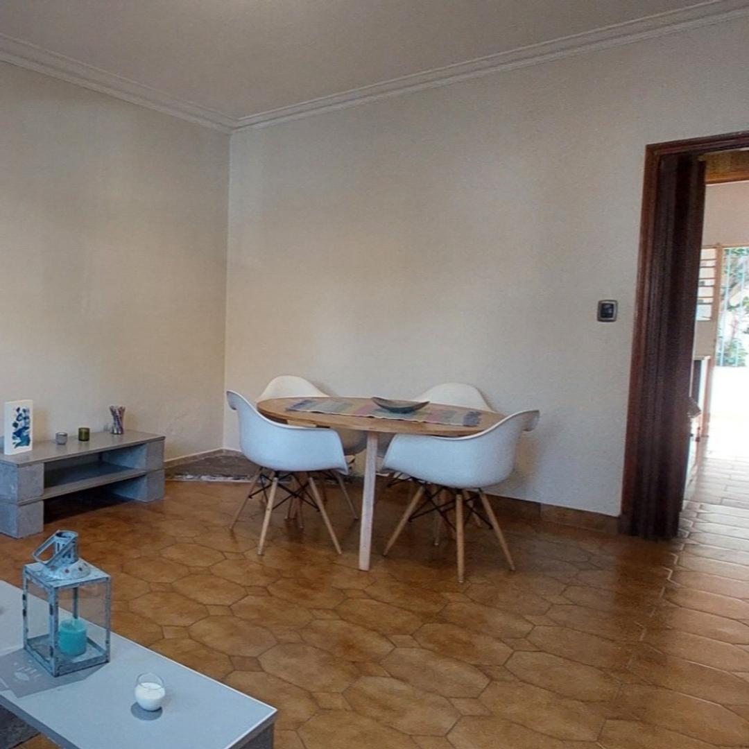 Casa en venta 4 ambientes  con parrilla en Olivos