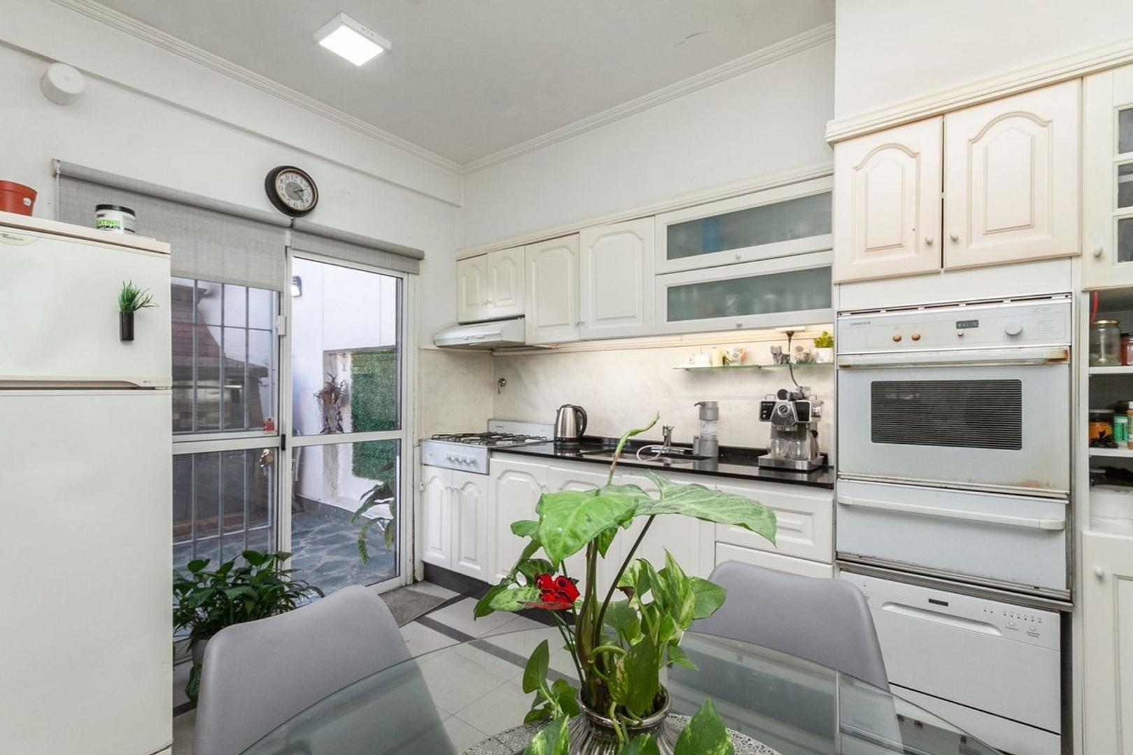 Casa en Venta en Valentin Alsina, USD 159.000