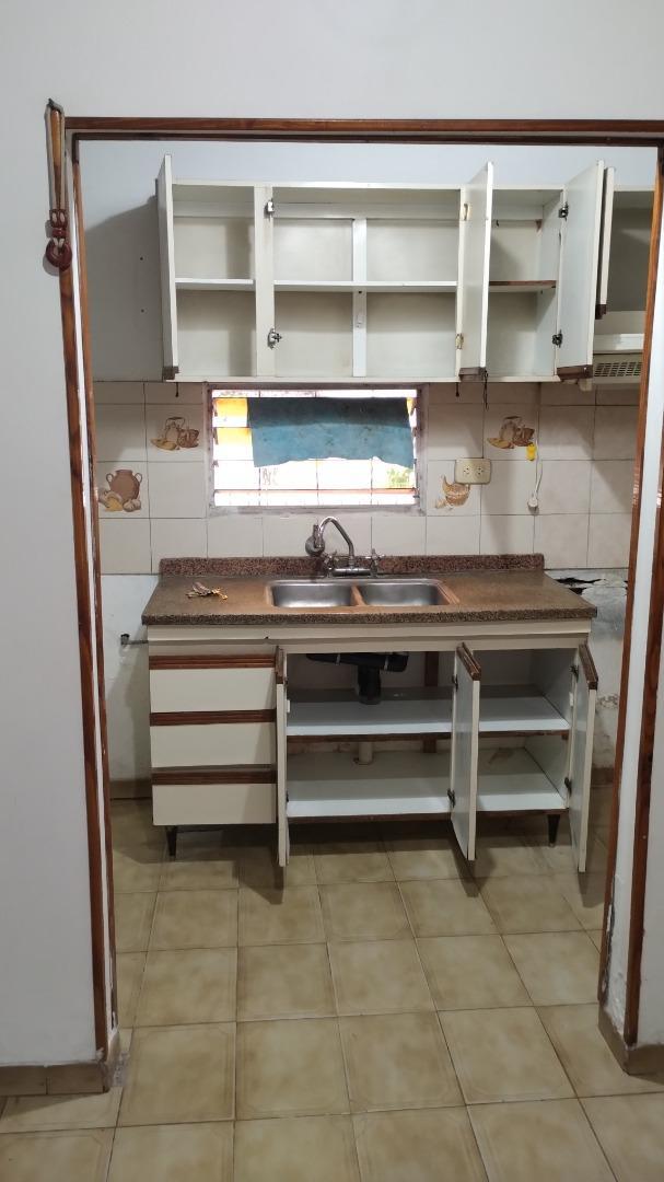 Departamento en Alquiler en Banfield, $ 350.000