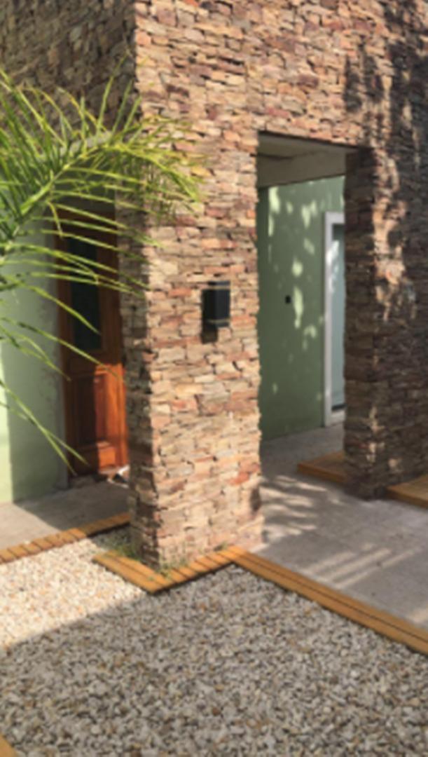 CASA VENTA LA REJA  MORENO