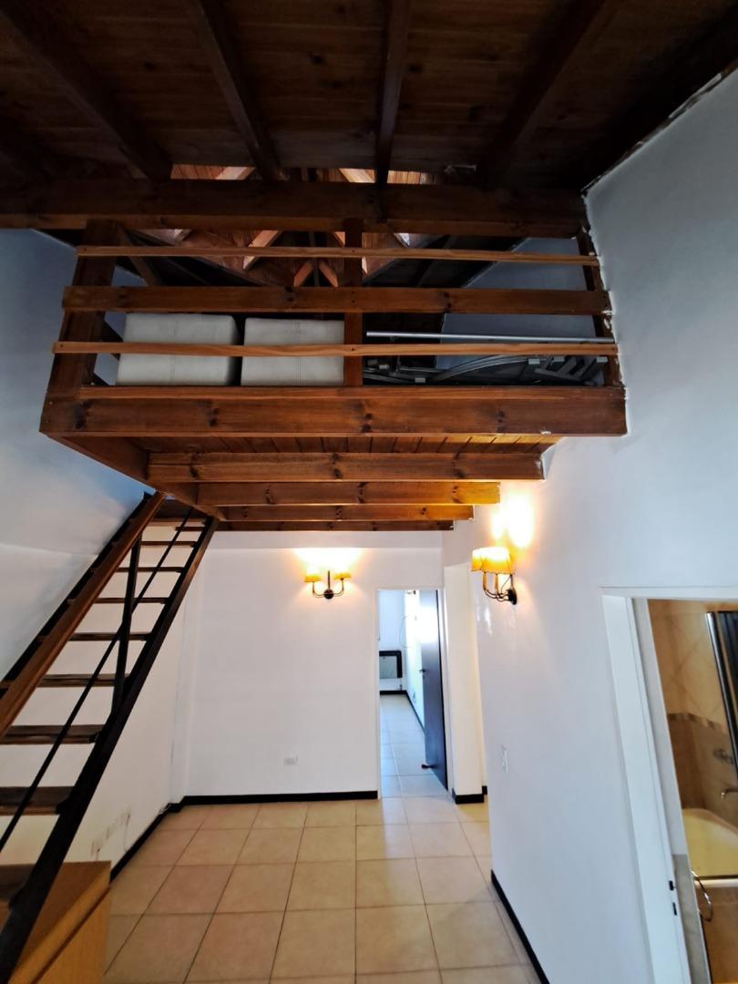 Depto Tipo Casa en Alquiler en Avellaneda, $ 550.000