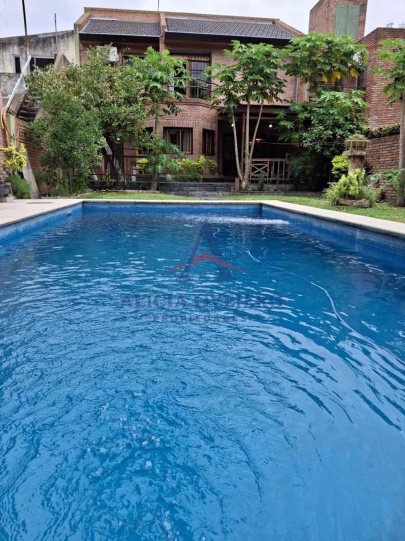 VENTA CASA  6 AMB  c/PILETA y QUINCHO - MUÑIZ  - SAN MIGUEL