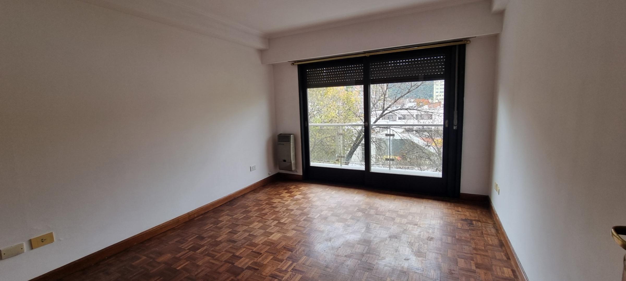 Departamento en Alquiler en Zona Centro, $ 850.000