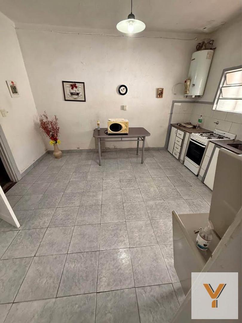 Casa 4 ambientes con 1 baño