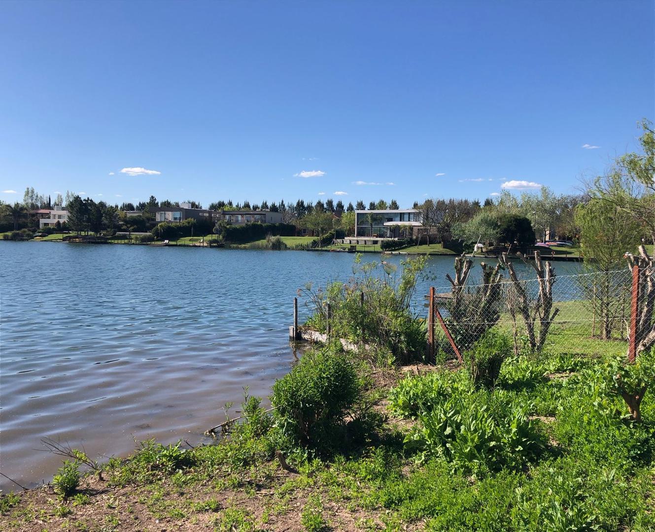 Terreno en Venta de 1011,0 m2