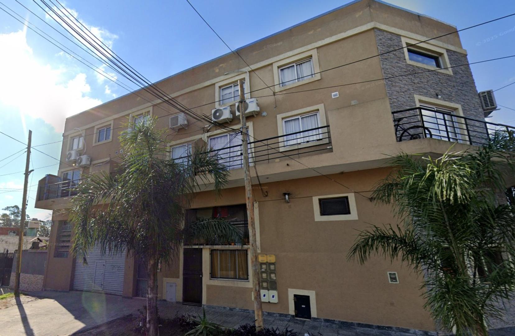 DEPARTAMENTO DOS AMB AL FTE CON BALCON ENTRADA INDEPENDIENTE