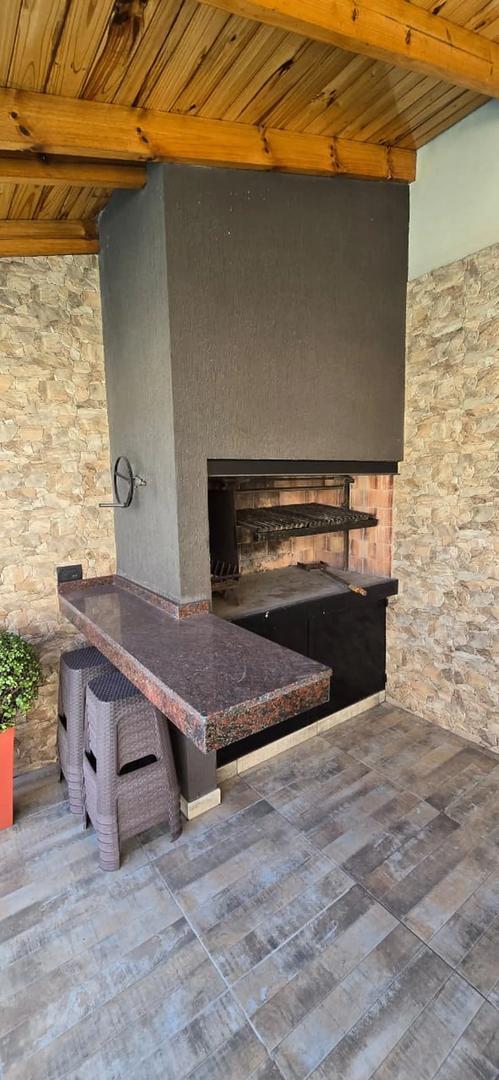 Casa en Venta en Moron, USD 140.000