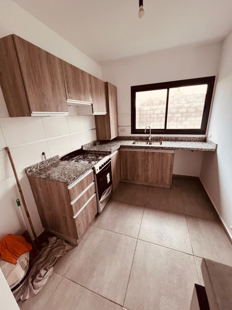 Duplex venta la calandria 3 dormitorios