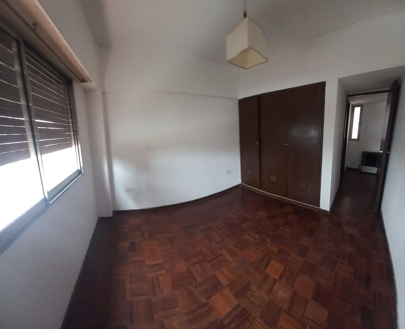 Santiago Del Estero 98 , Piso 1