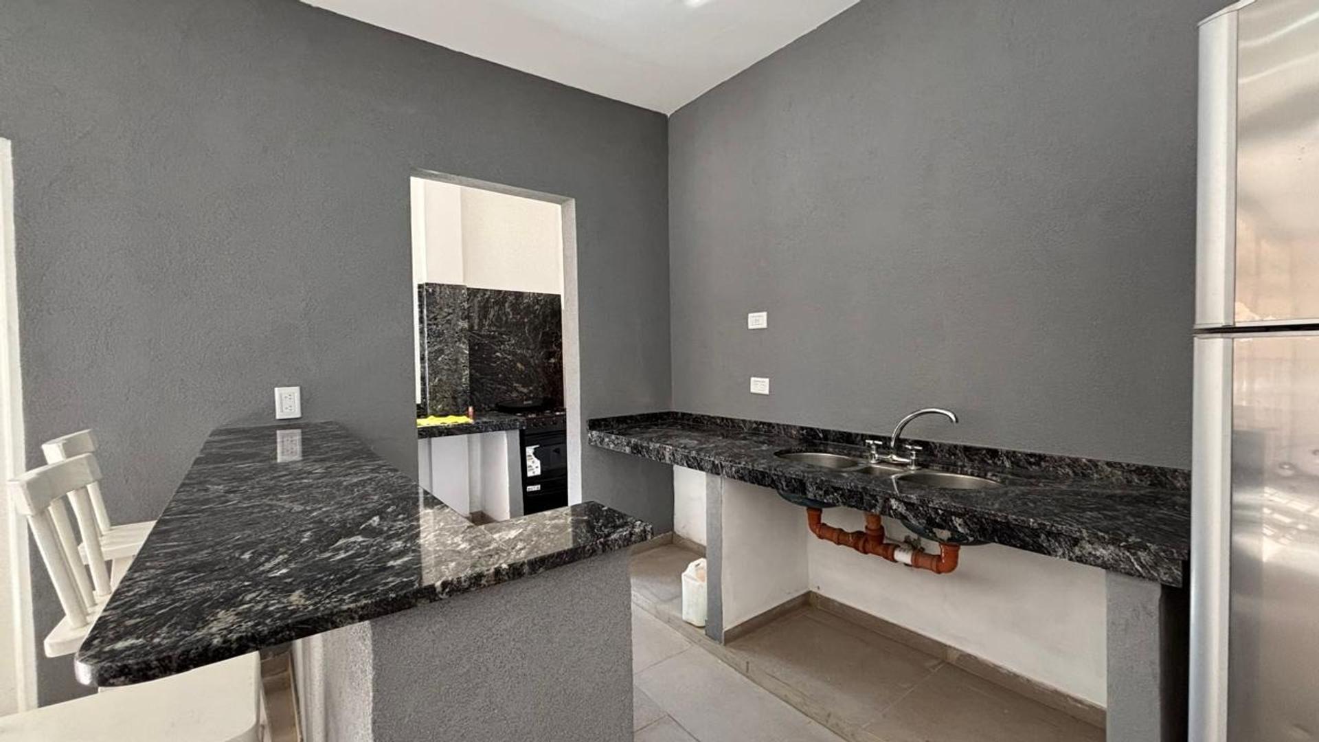 VENTA SALON DE FIESTAS A ESTRENAR GUTIERREZ