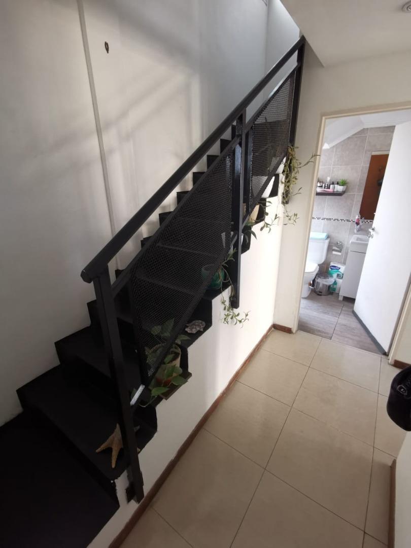Departamento en duplex 2 y 1/2 amb 2 baños balcon
