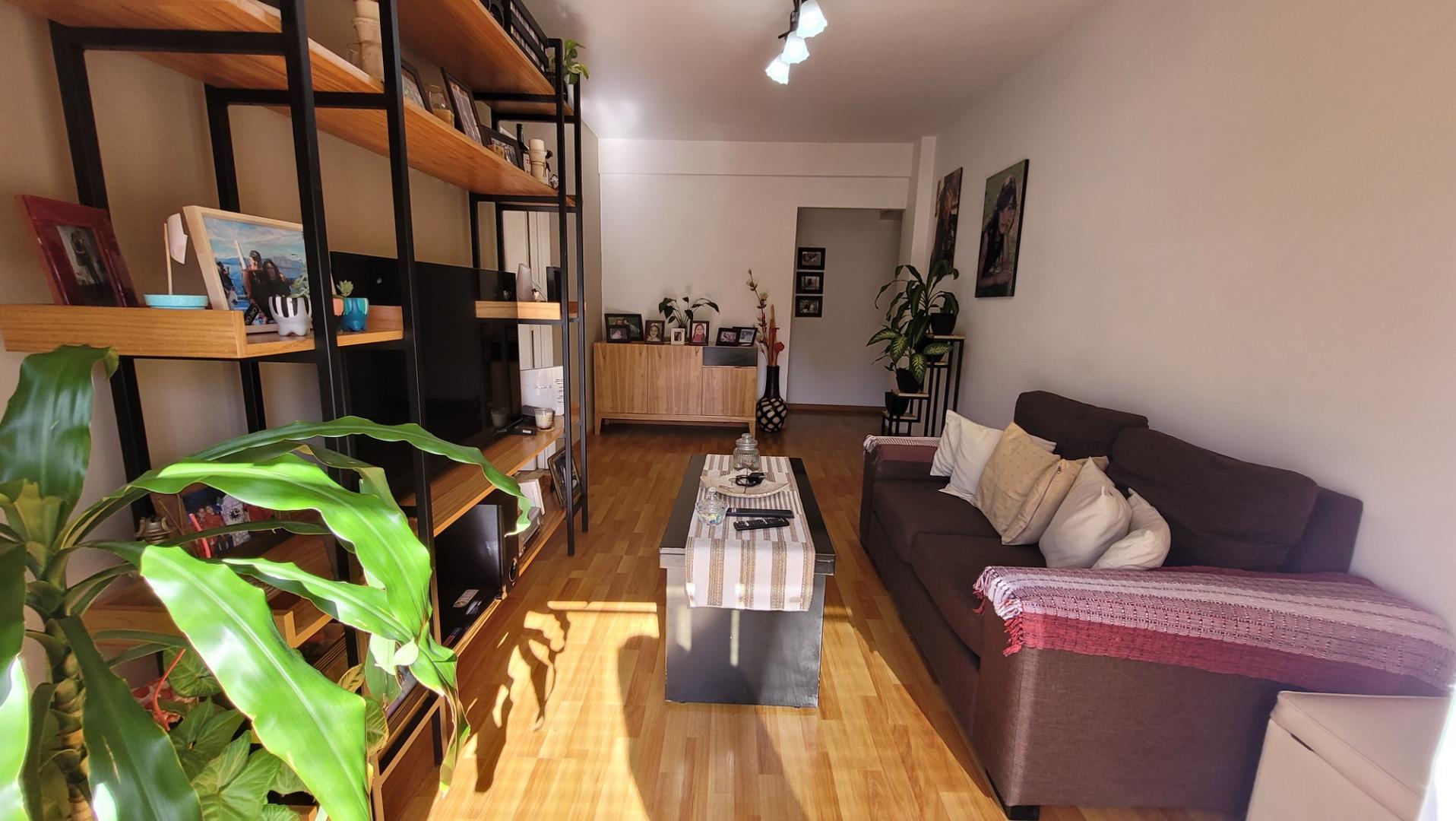 Pueyrredon 2447 , Piso 2