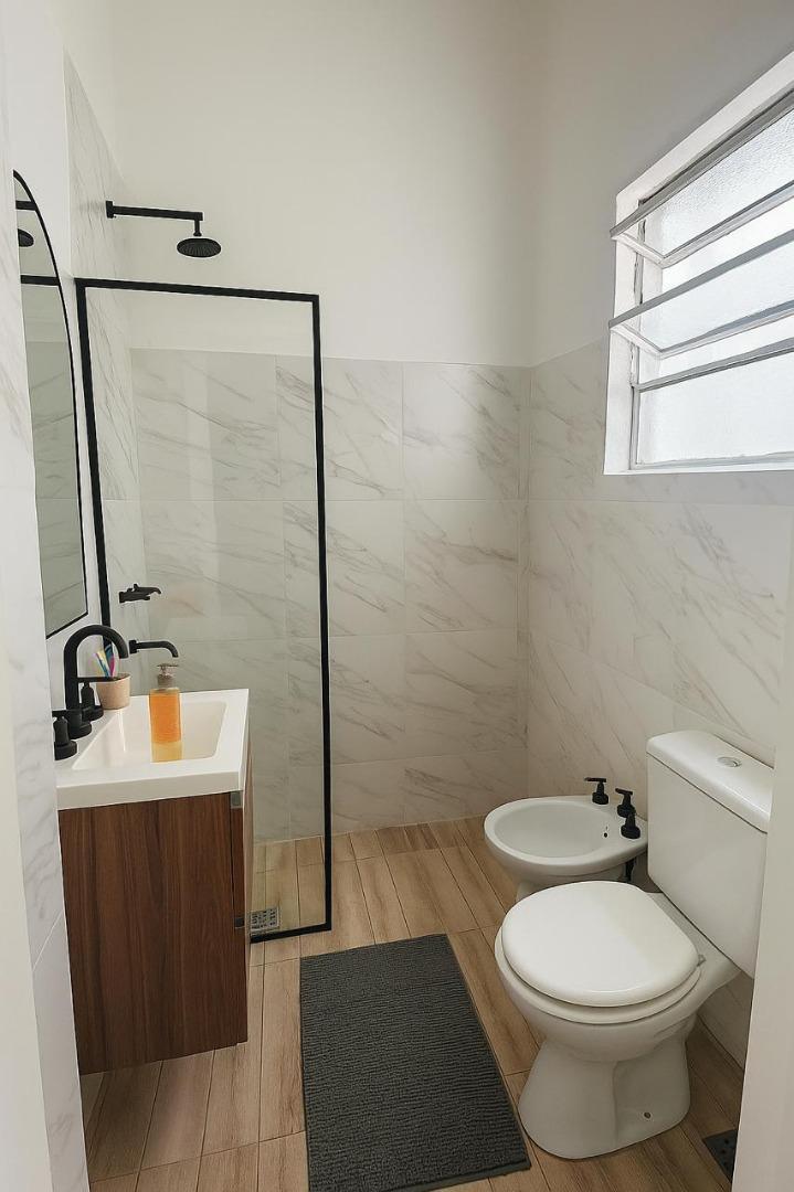 Departamento en Venta en Olivos Vias/Rio, USD 129.000