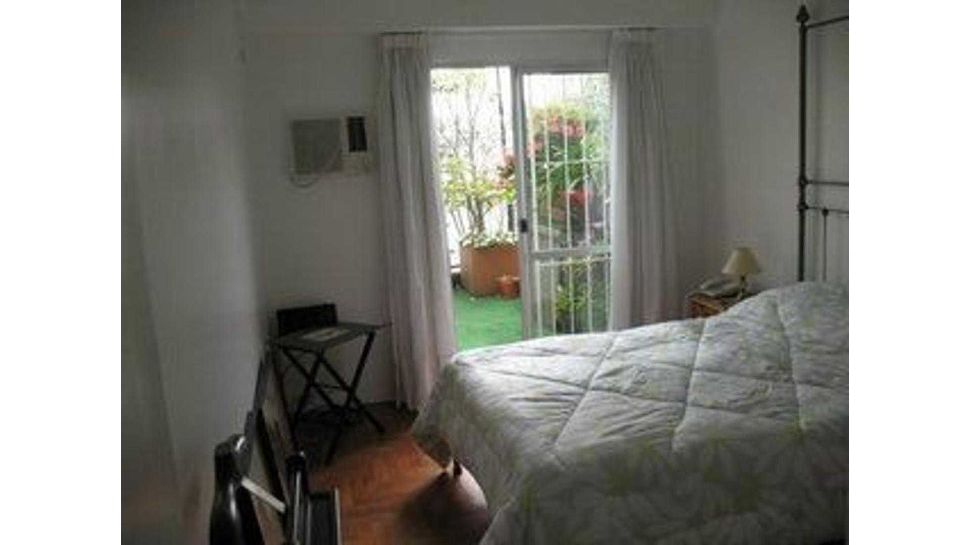 Gral Juan Lavalle 1600