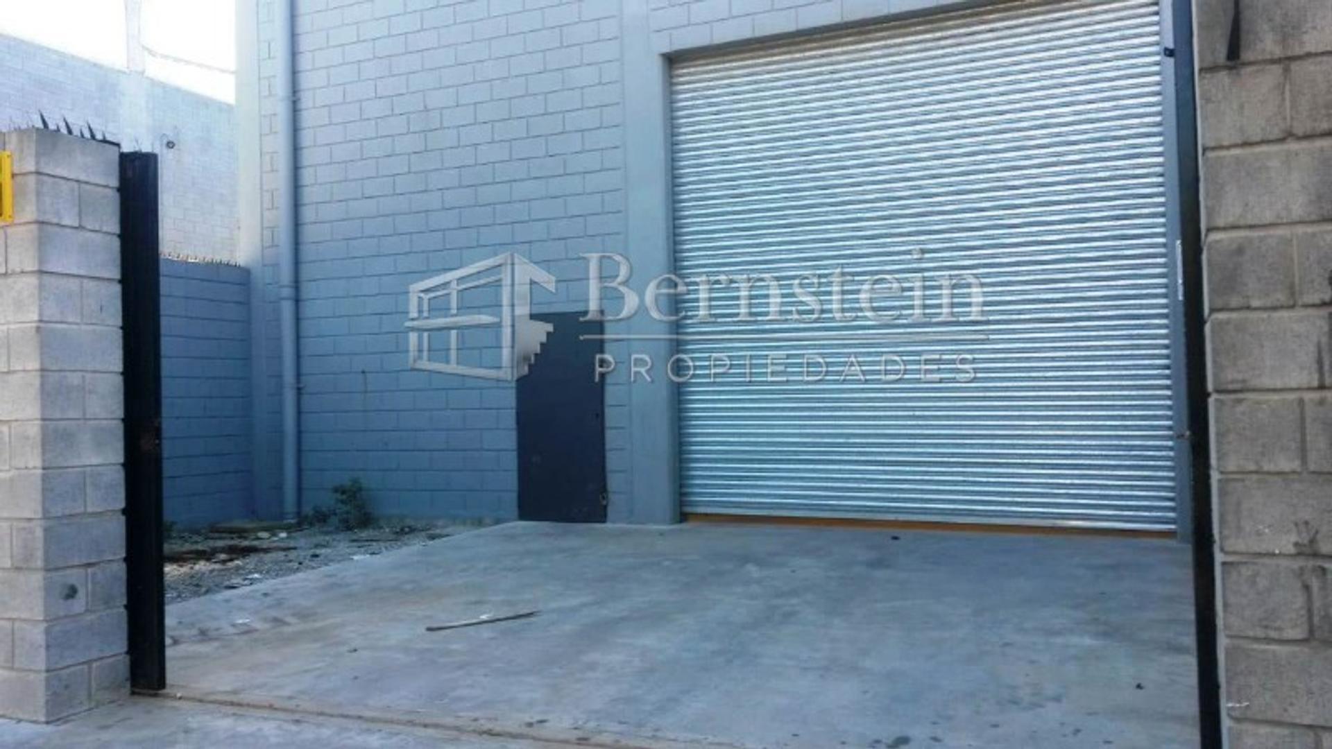 GALPON EN VENTA:: 1 CUADRA DE ACCESO OESTE :: LA REJA