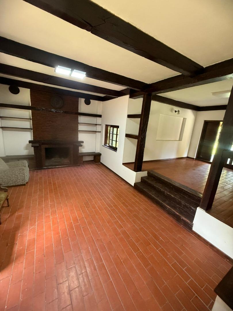 Casa en Alquiler de 3 dormitorios