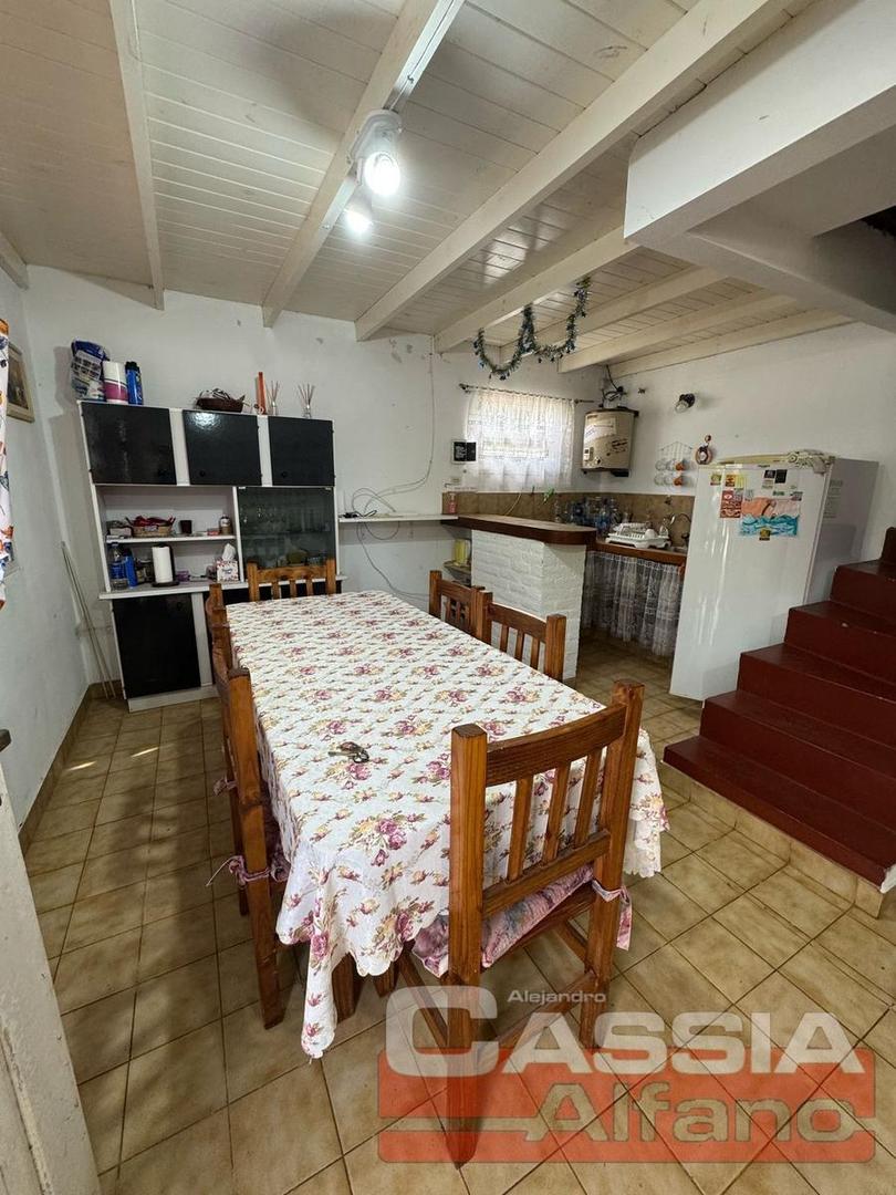 Casa en Venta con 1 cochera