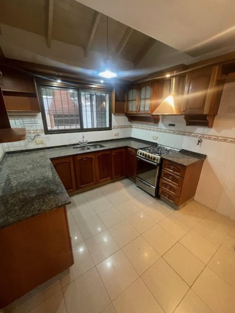 Depto Tipo Casa en Venta con 1 cocheras