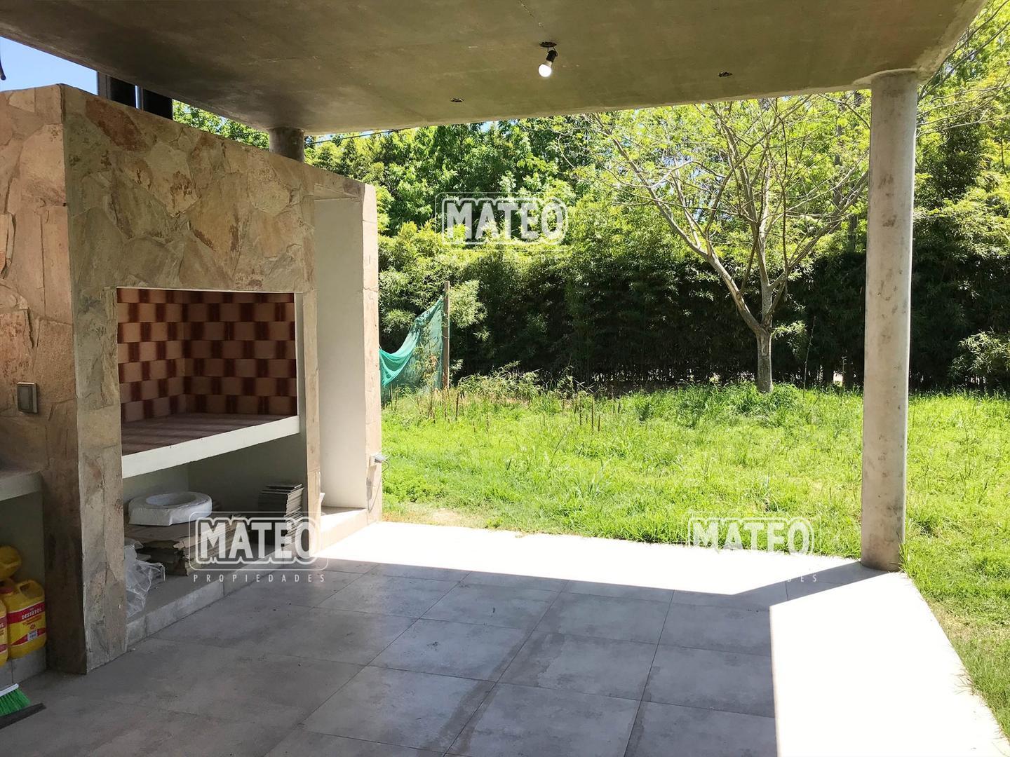 Casa 4 ambientes con 3 baños