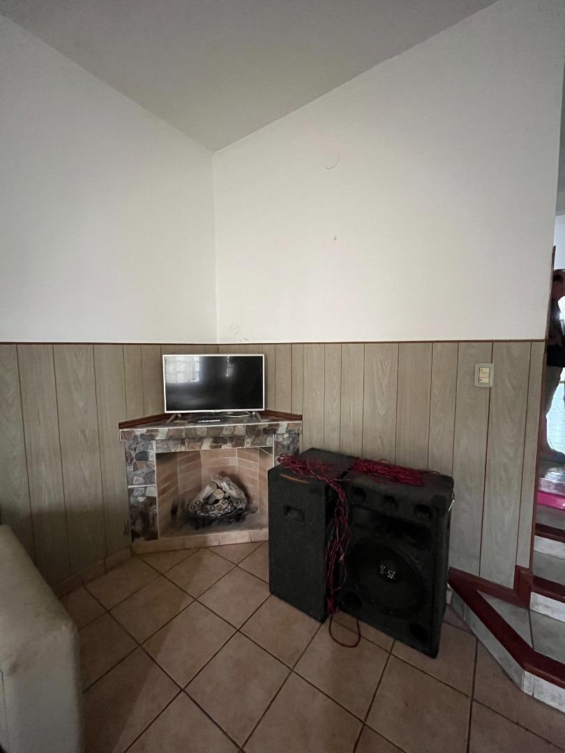 AMPLIA CASA EN VENTA EN LOMAS DE SAN MARTIN