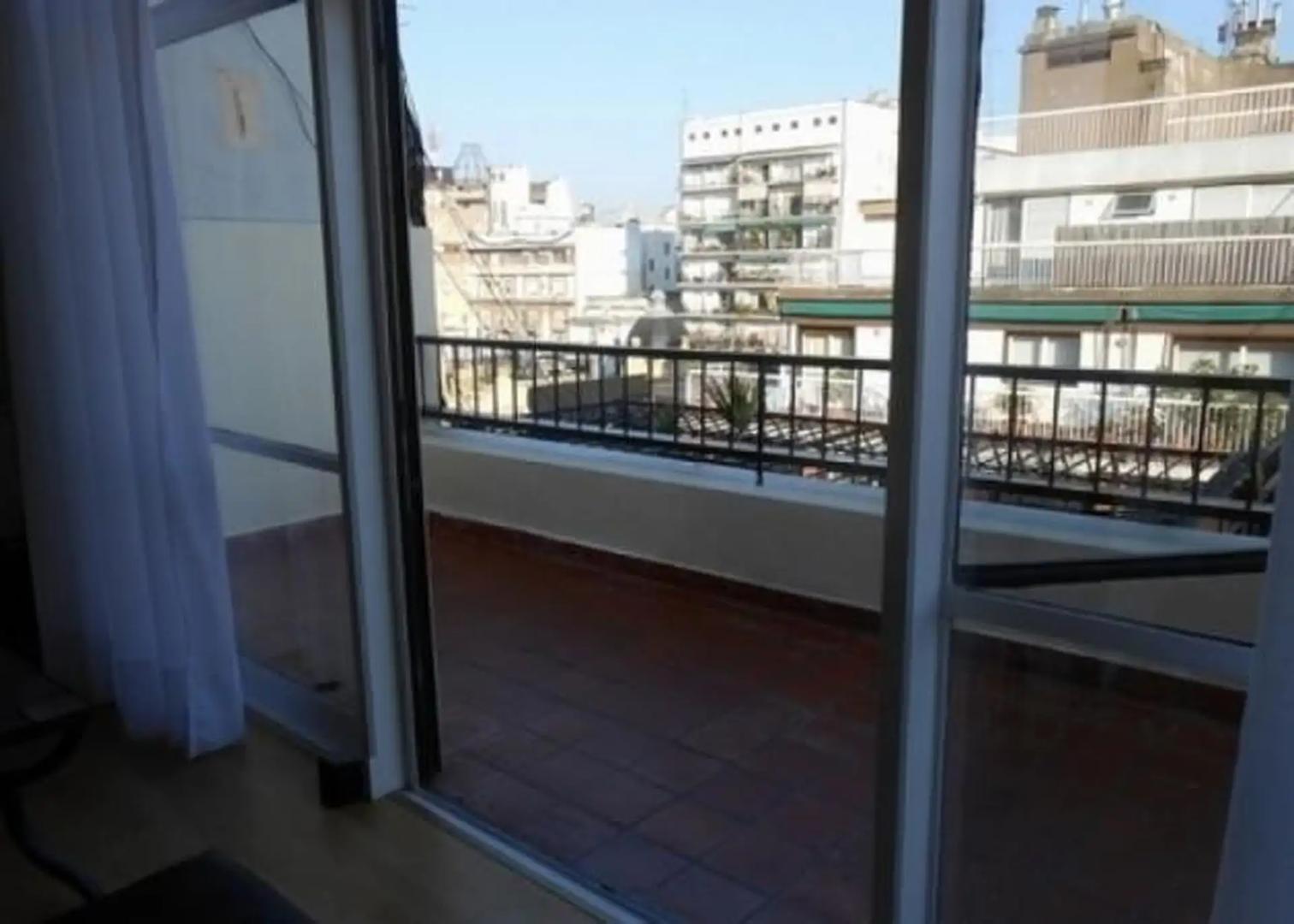 Arenales 1900, Piso 10