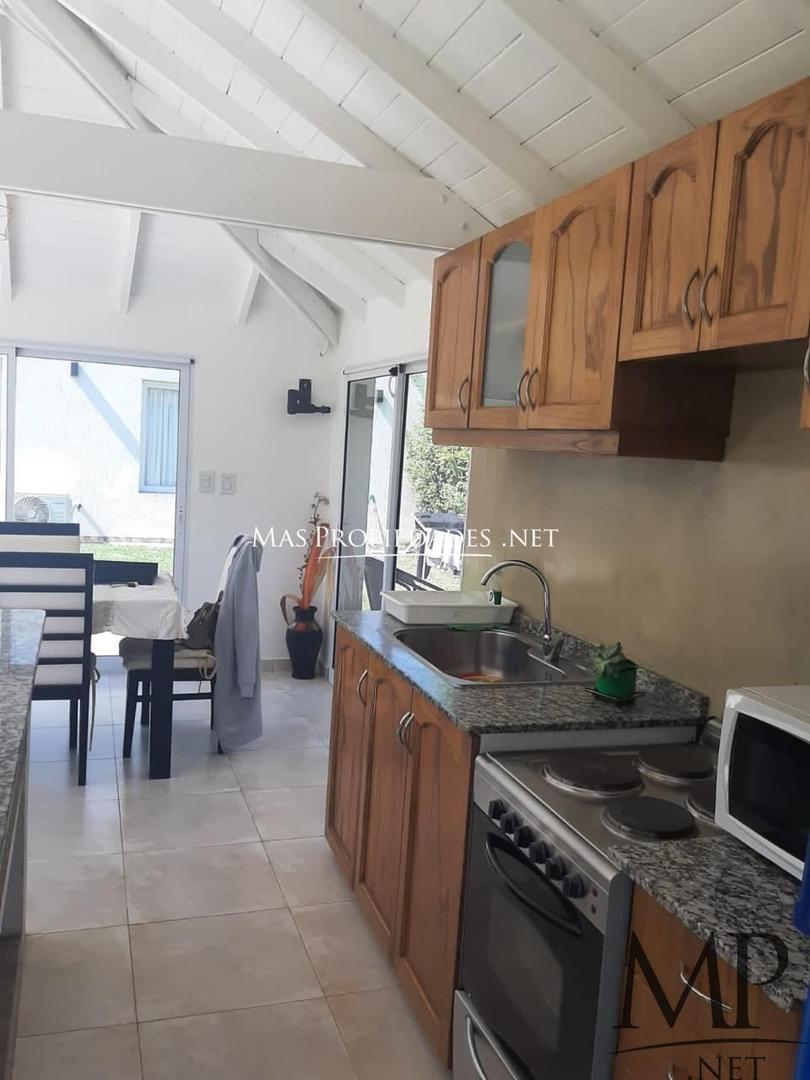 Casa en Alquiler de 4 dormitorios