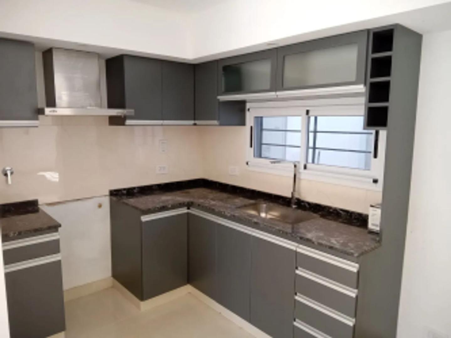 Casa en Alquiler en Ituzaingó, $ 1.260.000
