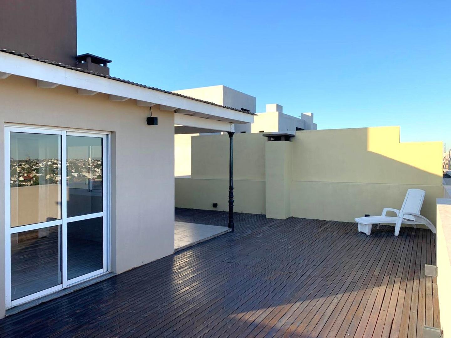 Depto Semipiso en Venta 3 amb Cochera Terraza Haedo Centro