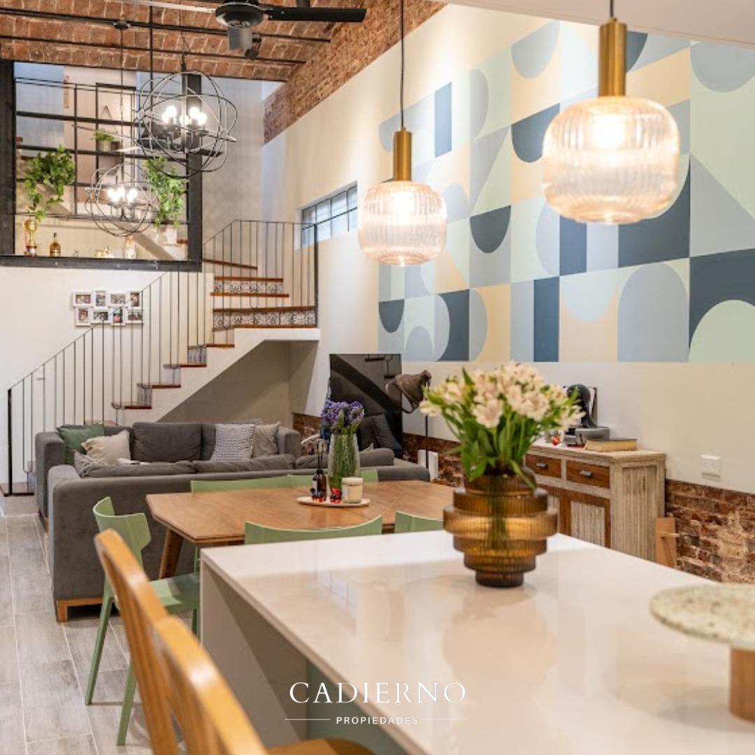 CASA DE TRES DORMITORIOS CON QUINCHO EN PJE SAN CARLOS 3771