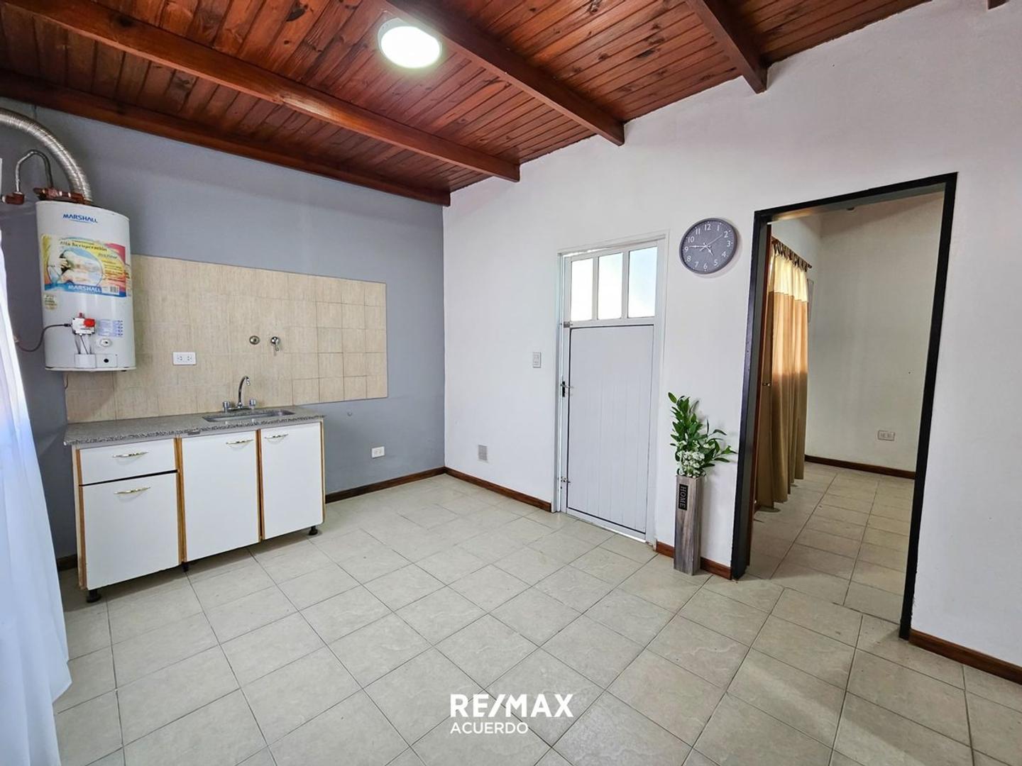 Depto Tipo Casa en Venta de 2 ambientes